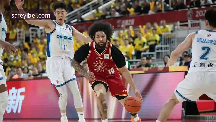 山西男篮2-0横扫青岛晋级八强，易倍体育平台见证季后赛激战最新动态